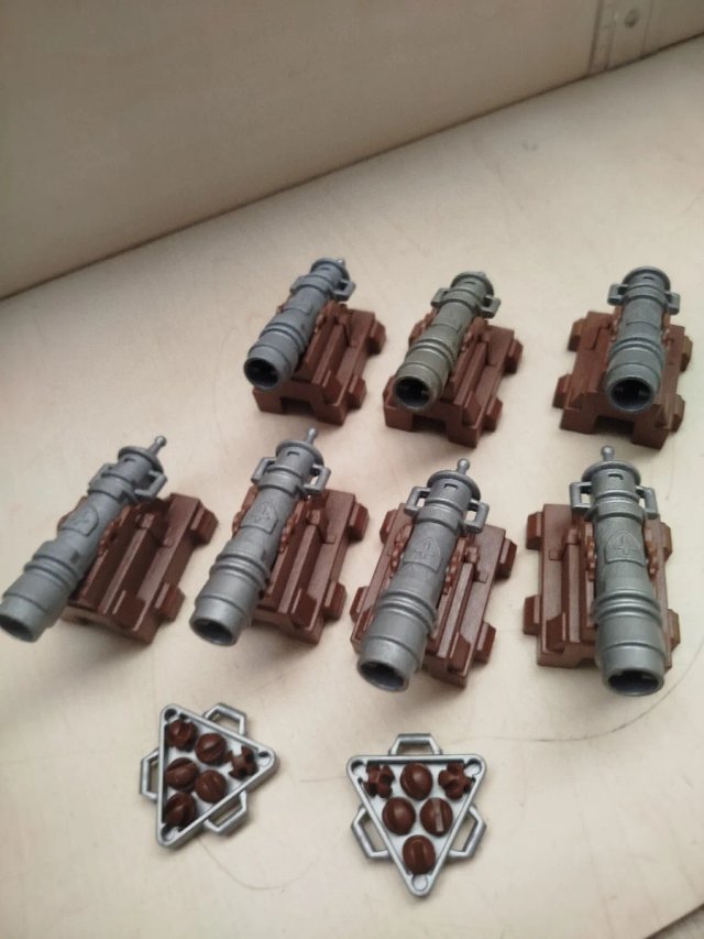 Lote Playmobil 7 cañones y balas