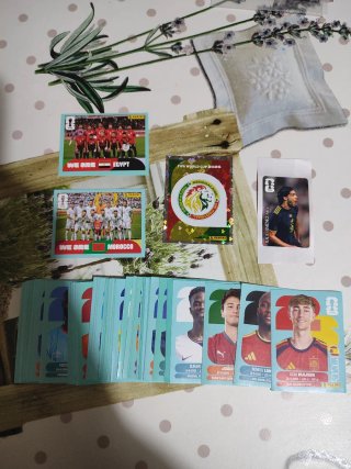 Lote 50 cromos Mundial 2026 + 1 cromo Coca Cola