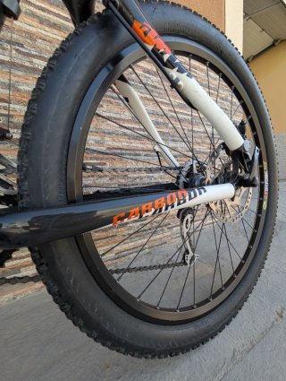 Bicicleta KTM Race Carbon