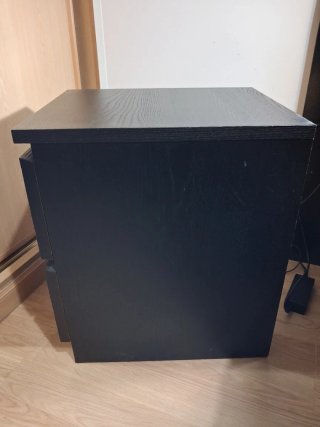 Mesitas de noche negras de madera