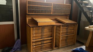 Mueble de imprenta con cajoneras