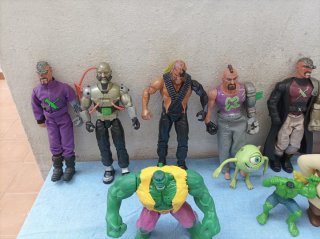 Lote 13 Figuras Acción Articuladas.  Marca Asbro.