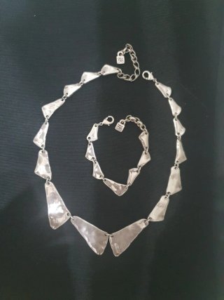 Conjunto Collar y Pulsera "Uno de 50"