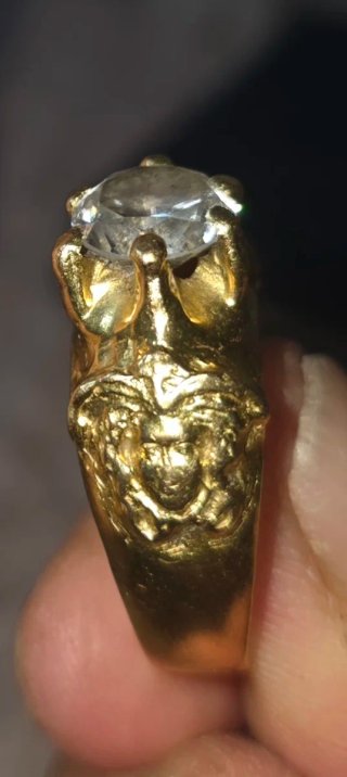 Anillo Versace Oro con Piedra