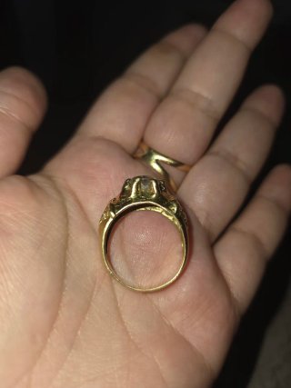 Anillo Versace Oro con Piedra