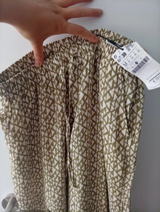 Pantalones anchos estampados