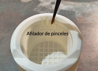 Recipiente para agua pintado de miniaturas
