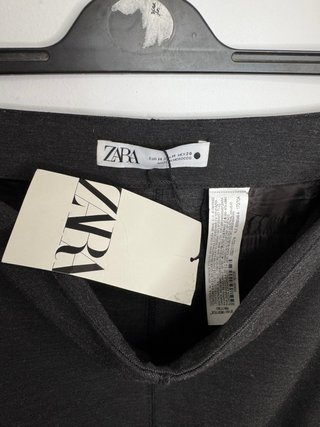 Falda lápiz Zara gris nueva con etiquetas