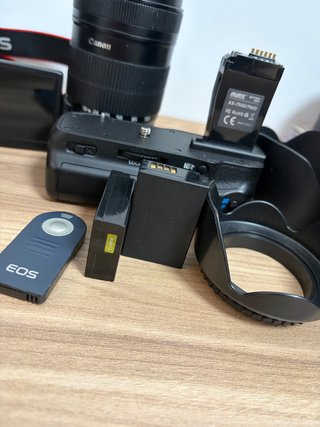 Pack CANON EOS750d+Objetivo CANON EFS 18-135mm+...