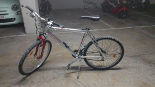 Bicicleta Híbrida Aluminio