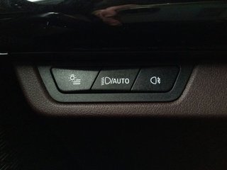BMW iX2 xDrive30