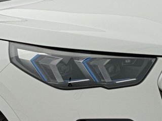 BMW iX2 xDrive30