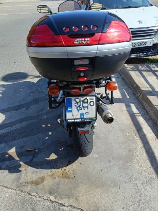 Yamaha FZS 1000 Fazer Carburación 143 CV