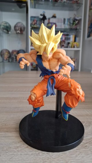 Figura Goku Super Saiyan