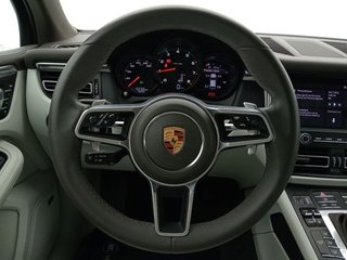 Porsche Macan Macan