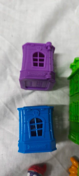 Zomlings Casas y Figuras