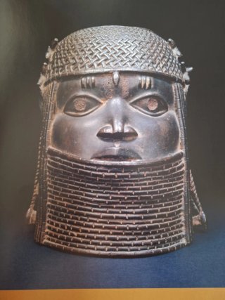 Tesoros de las Culturas Del Mundo Treasures of ...
