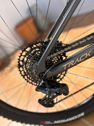 Megamo Track 10 Talla M 2025