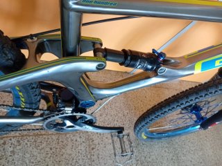 Bici btt carbono