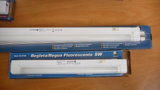 4 Regletas Iluminación  (2x8W, 2x13W)NUEVAS