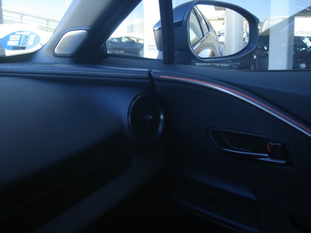 Toyota C-HR 2024