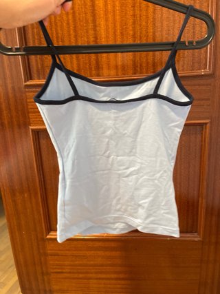 Camiseta tirantes Bershka azul
