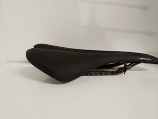 Siilín Specialized S-Works Toupe 143mm Carbono