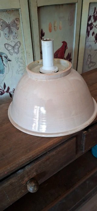 Pica de cerámica beige