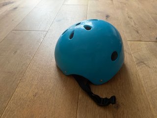 Casco bici infantil azul