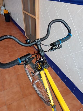 Bicicleta cicloturismo Kona