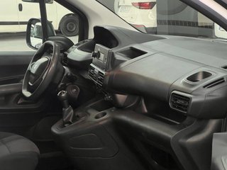 Peugeot Partner Pro Standard 600kg BlueHDi 73kW