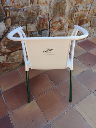4 Sillas de Terraza Blancas y Verdes