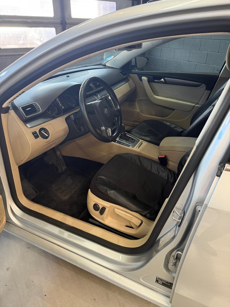 Volkswagen Passat 2013, foto 5
