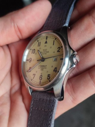 Reloj Glycine Combat Automático