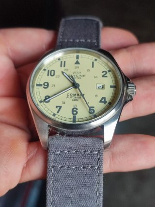 Reloj Glycine Combat Automático
