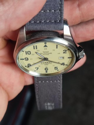 Reloj Glycine Combat Automático