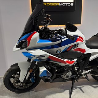 BMW M1000XR