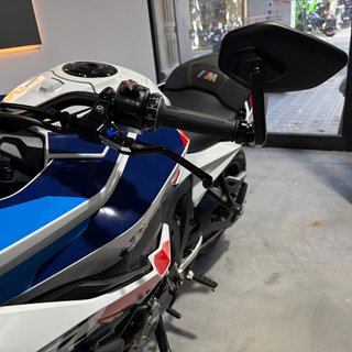 BMW M1000XR