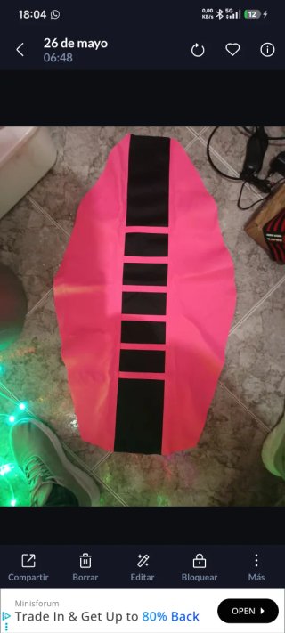 Funda universal rosa y negra