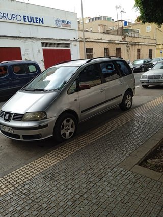 SEAT Alhambra 2004