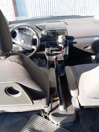 SEAT Alhambra 2004