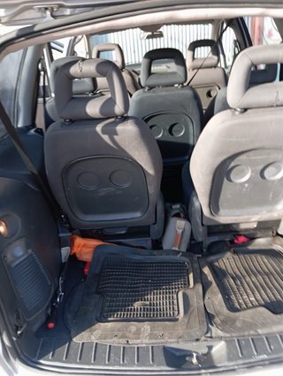 SEAT Alhambra 2004
