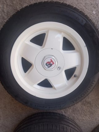para Ford escort  y fiesta sirven para más modelos