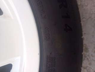 para Ford escort  y fiesta sirven para más modelos