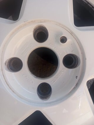 para Ford escort  y fiesta sirven para más modelos