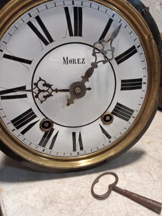 +100 AÑOS RELOJ MOREZ CASTAÑO ENORME B ESTADO