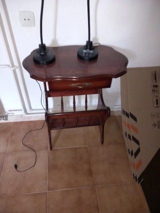 Muebles varios de comedor y sillas . Varias fotos