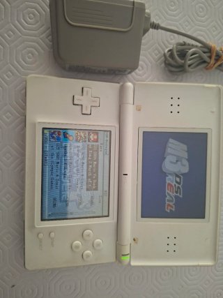 Nintendo DS Lite Blanca + Cargador+juegos