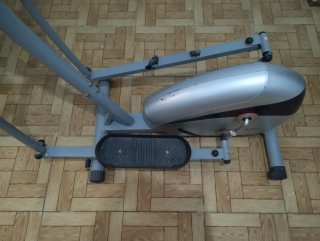 Bicicleta Elíptica Gris ( Leer )
