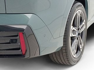 BMW iX2 eDrive20